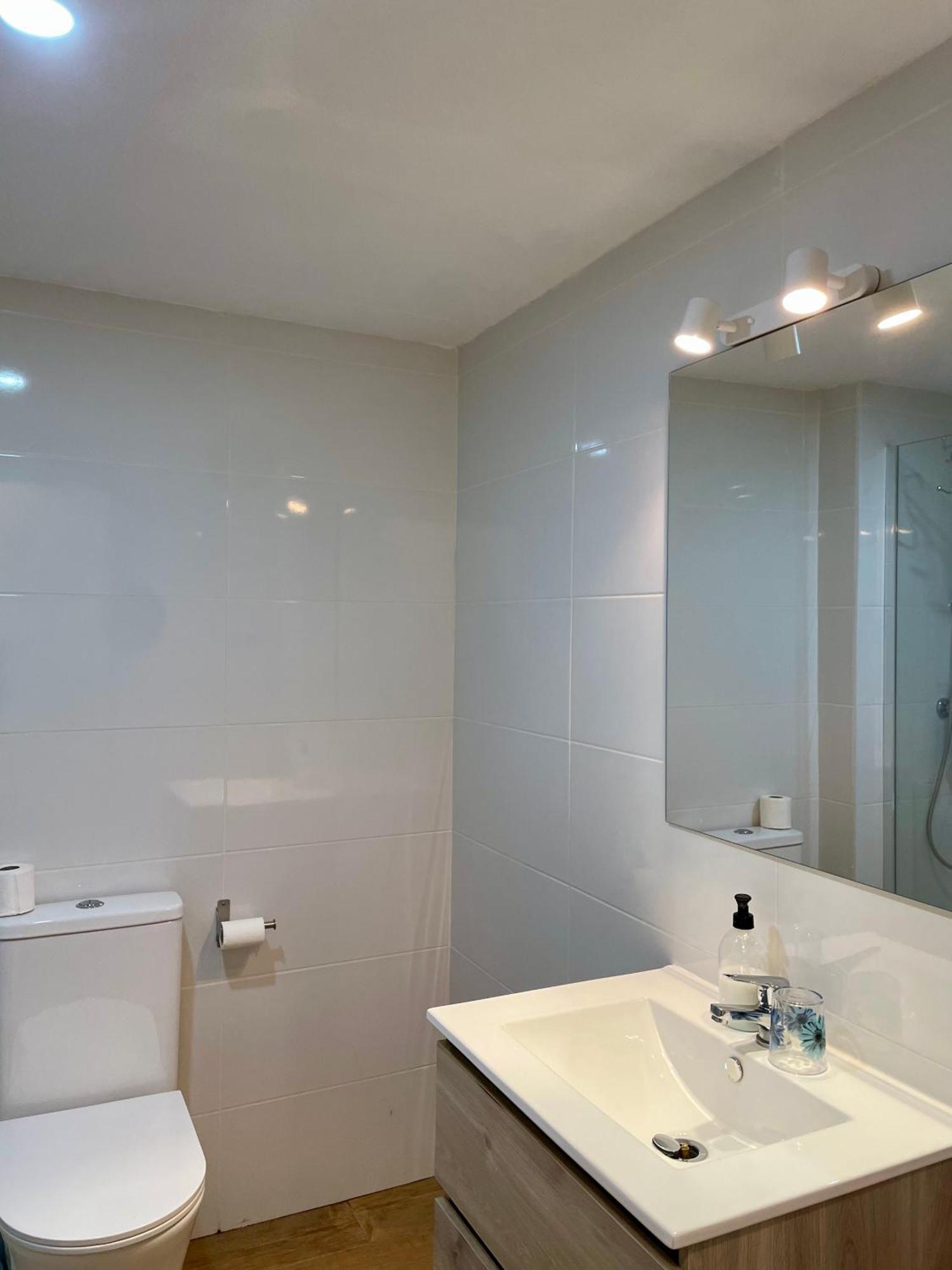 Private Rooms Madrid Atocha Bagian luar foto