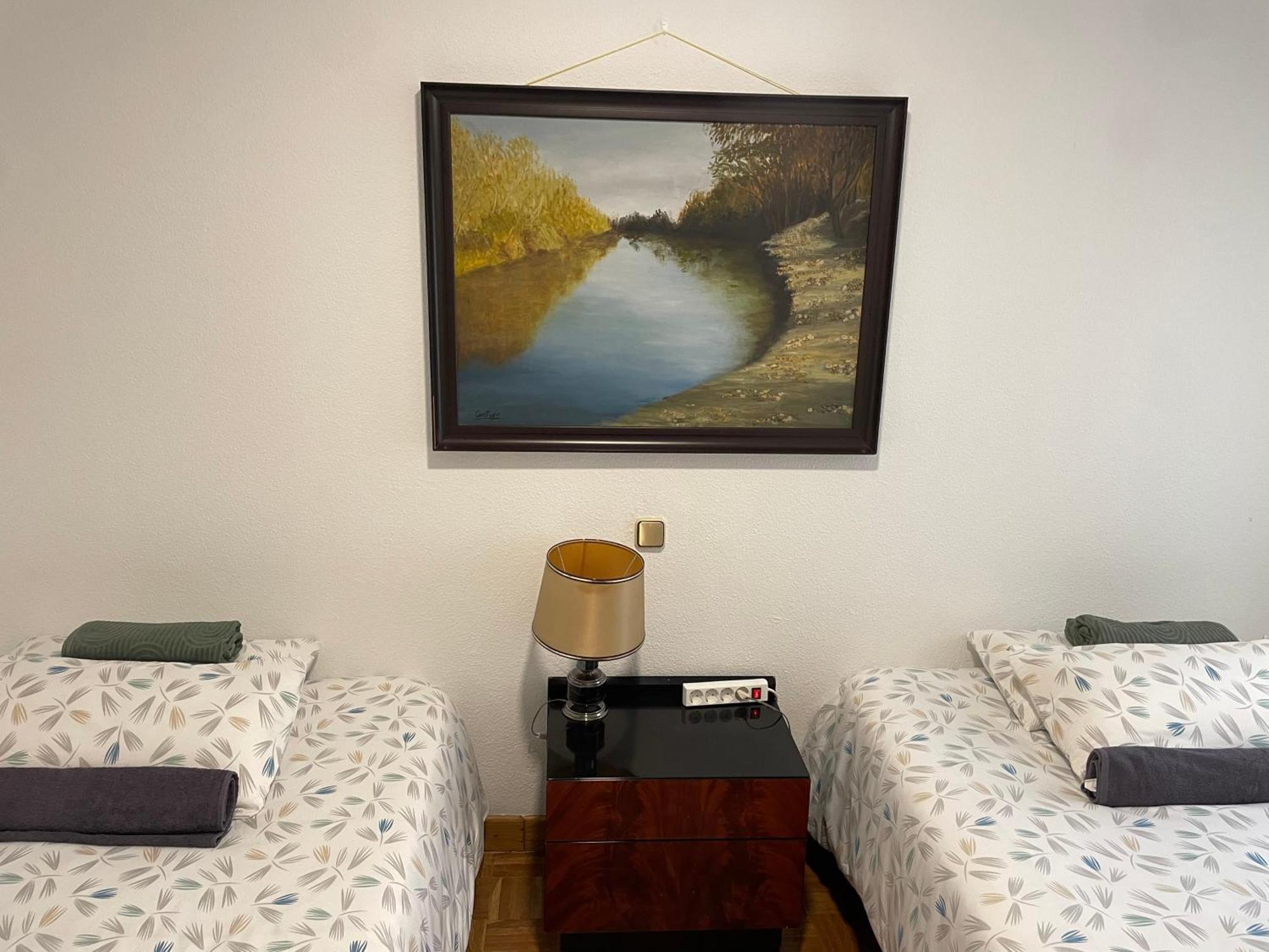 Private Rooms Madrid Atocha Bagian luar foto