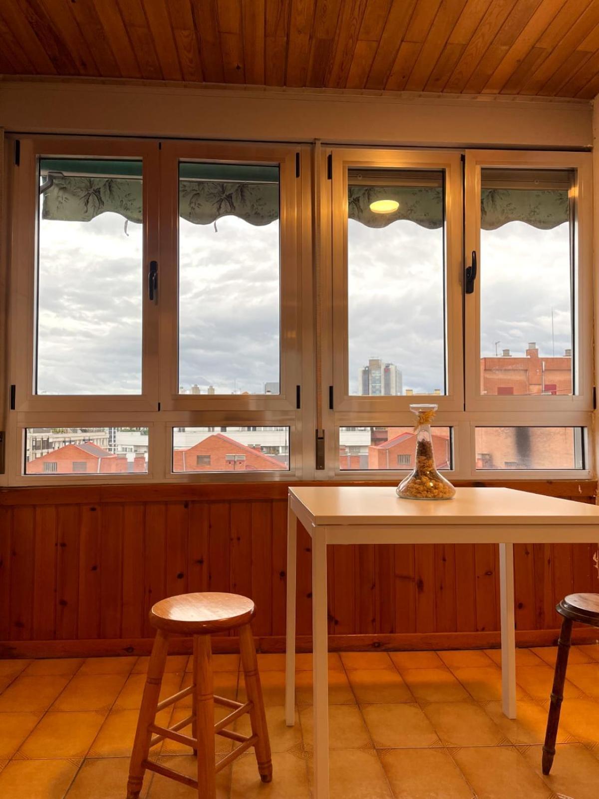 Private Rooms Madrid Atocha Bagian luar foto